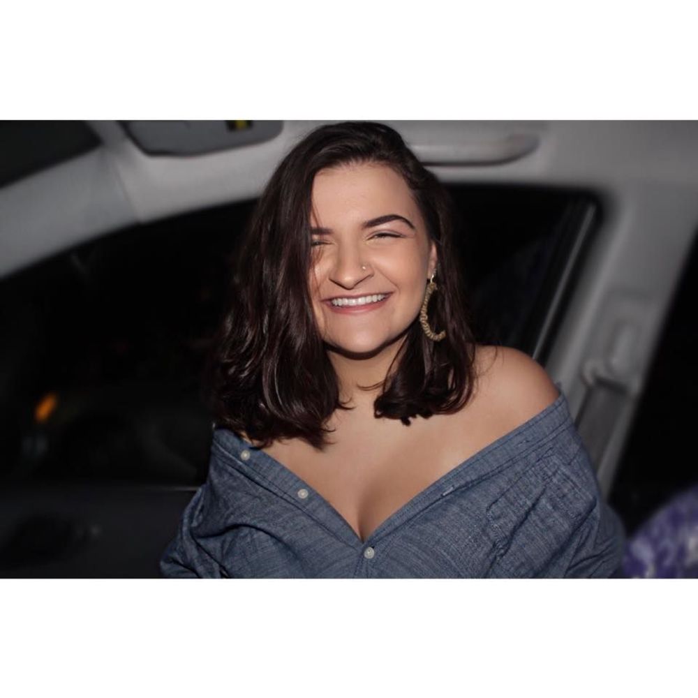 Meet your Posher, Leana